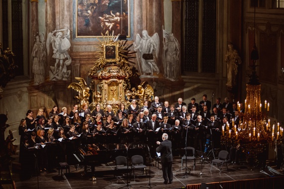 Kühn Choir of Prague / Dialogues Chorales