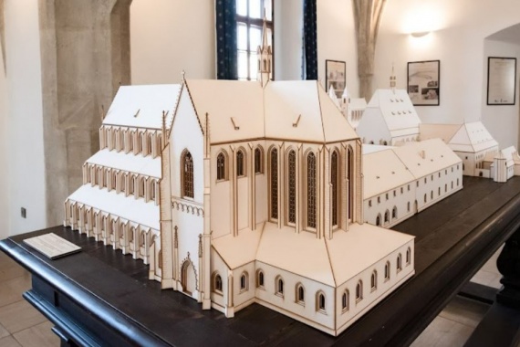 Czech High Gothic in models